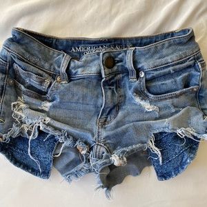 American Eagle shorty shorts